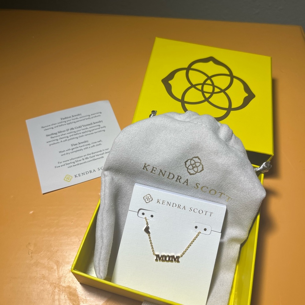 Kendra Scott Gold Necklace